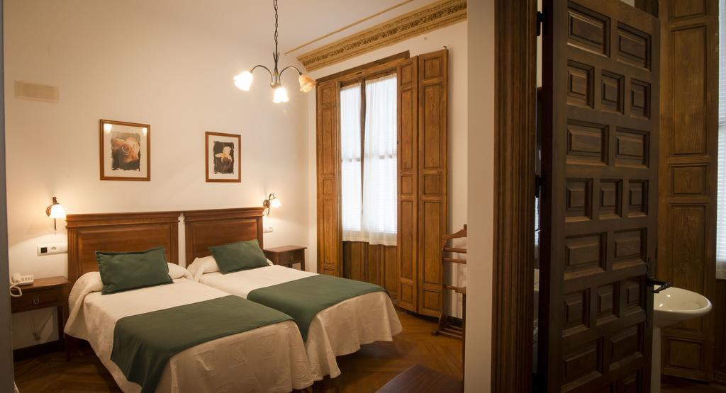 Hospederia Real Casona La Beltraneja Hotel Belmonte  Exterior foto